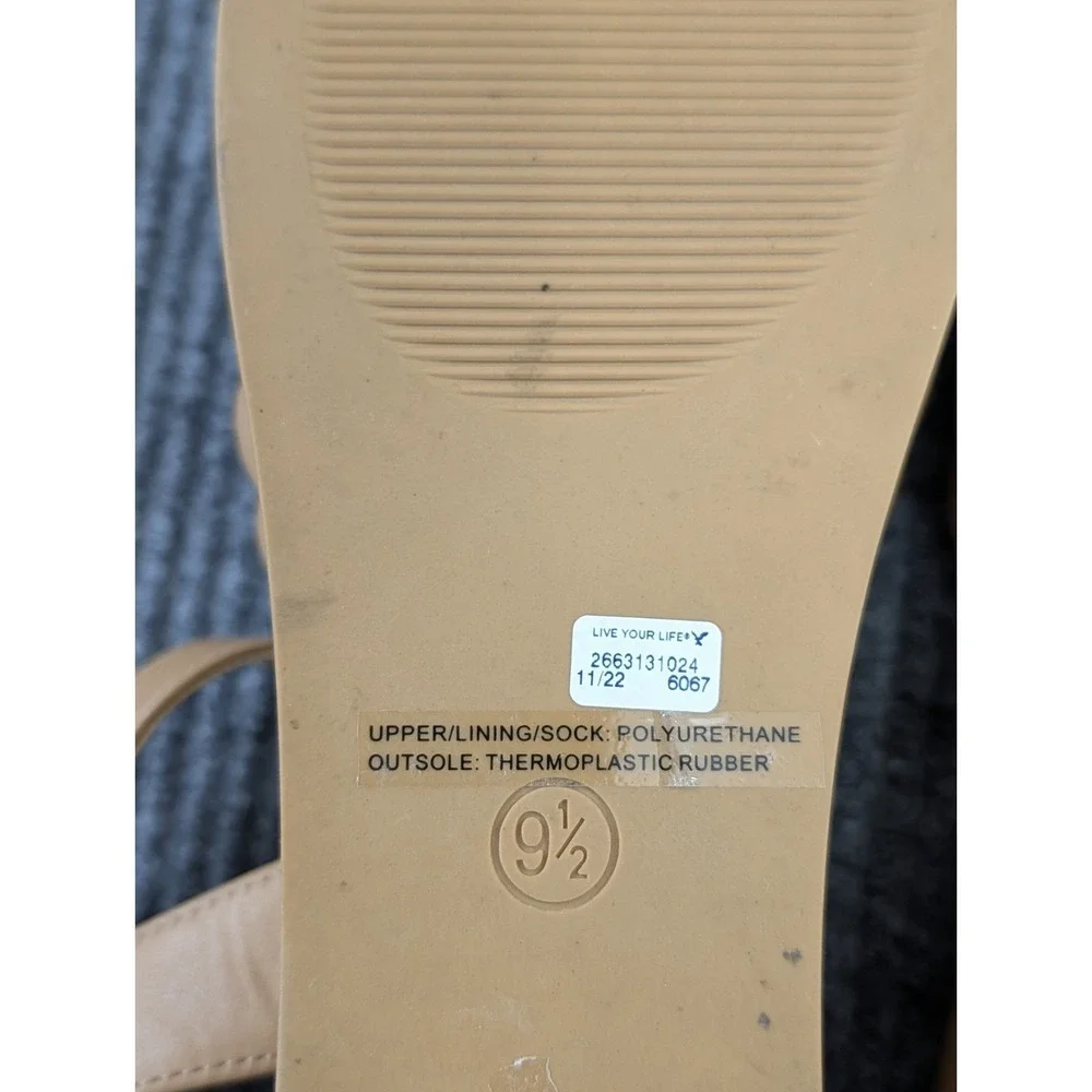 American Eagle Chunky Platform Sandal Womens 9.5 Tan Minimalist‎ Casual Resort